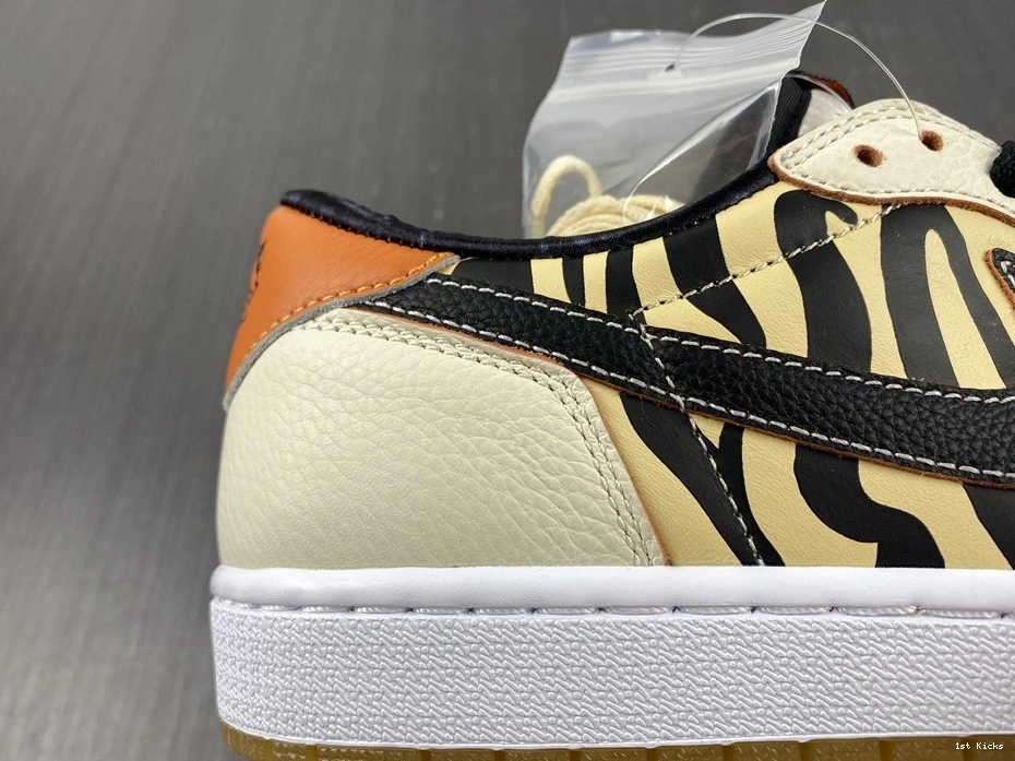 DH6932-100 Tiger - Jordan Year OG the 1 Low of 1103